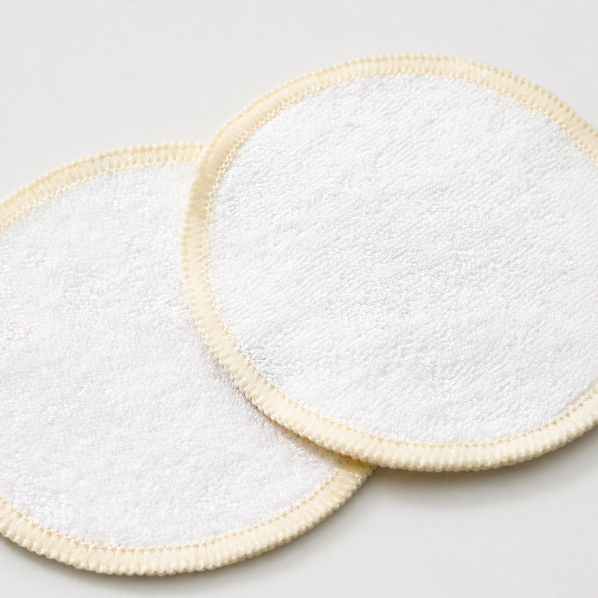 Gallinée, Cotton pads